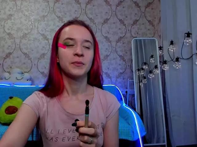 KiraLiLime on BongaCams