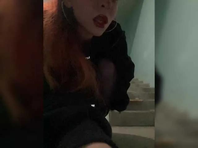 KiraSaud69 on BongaCams