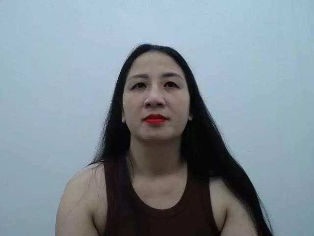 Lady-Young on BongaCams