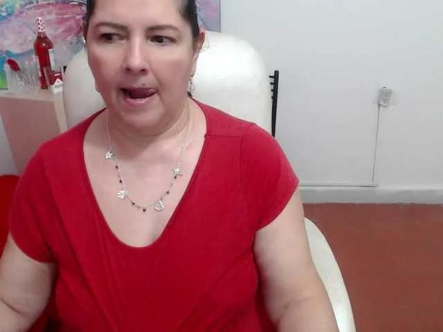 leonela on BongaCams