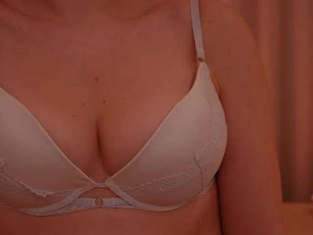 LiaGotti on BongaCams