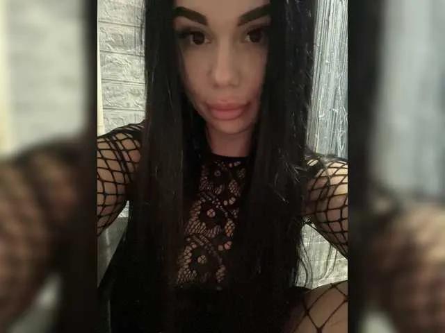 Liysan11 on BongaCams