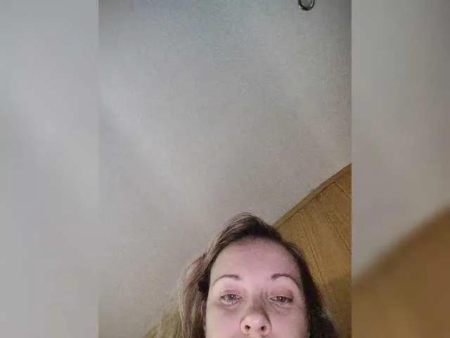 Lola3000 on BongaCams