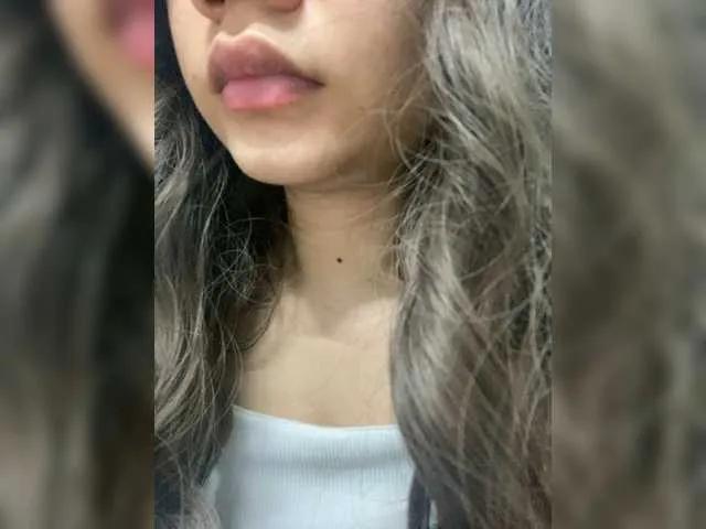 Lovefeetnude-1 on BongaCams