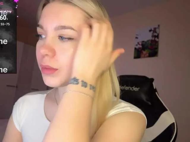 maksisisia on BongaCams