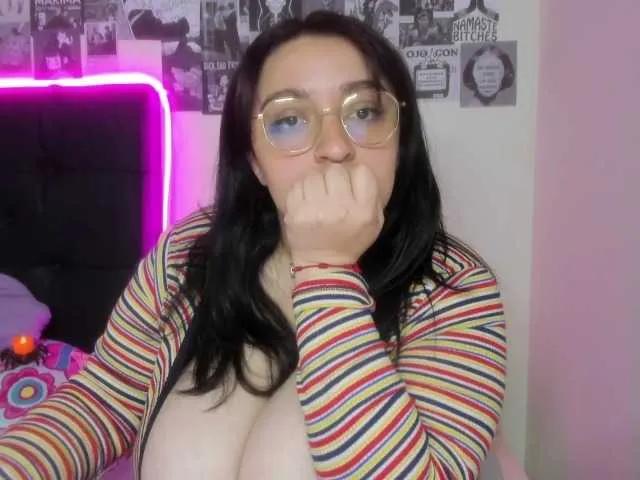maliihott4u on BongaCams