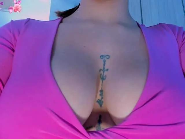 MariamRivera — Unique, intelligent people who know how to give me pleasure