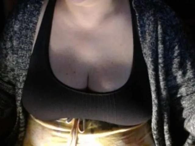 mayalove4u on BongaCams