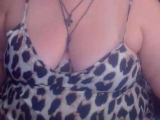 mayalove4u on BongaCams