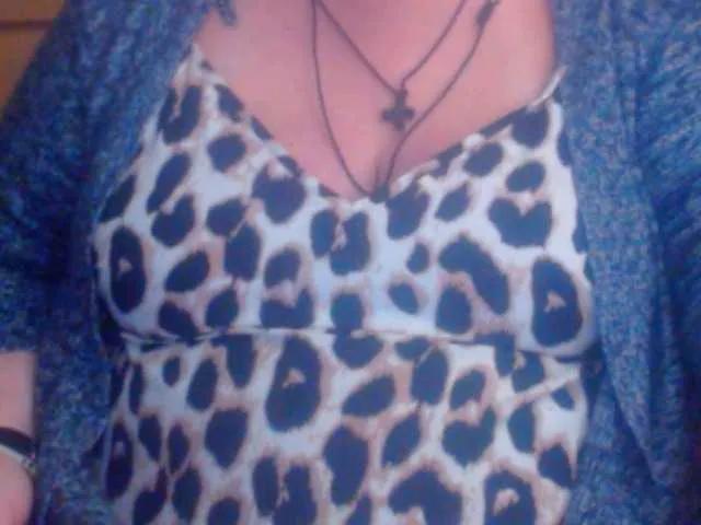 mayalove4u on BongaCams