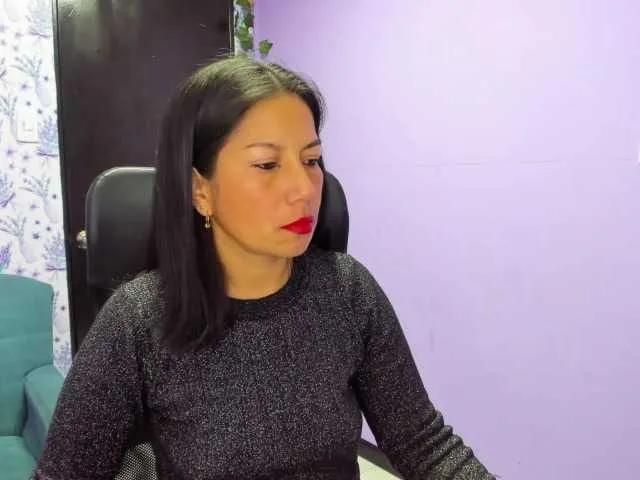 MeganCollinss on BongaCams