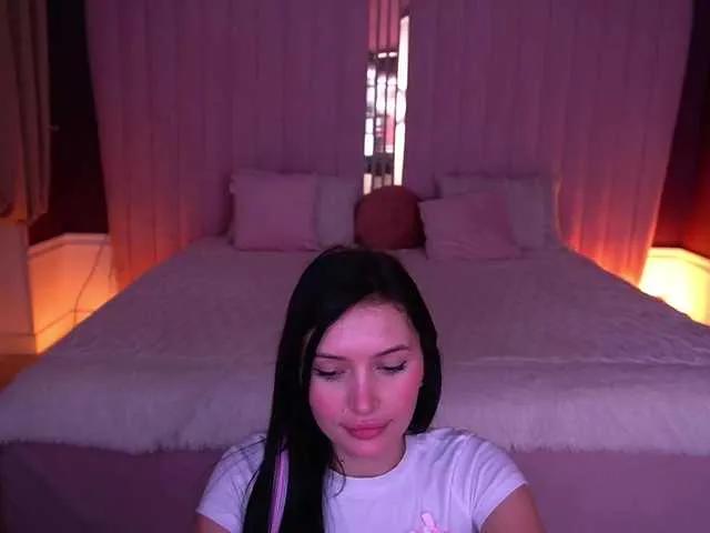 MilaSecret on BongaCams