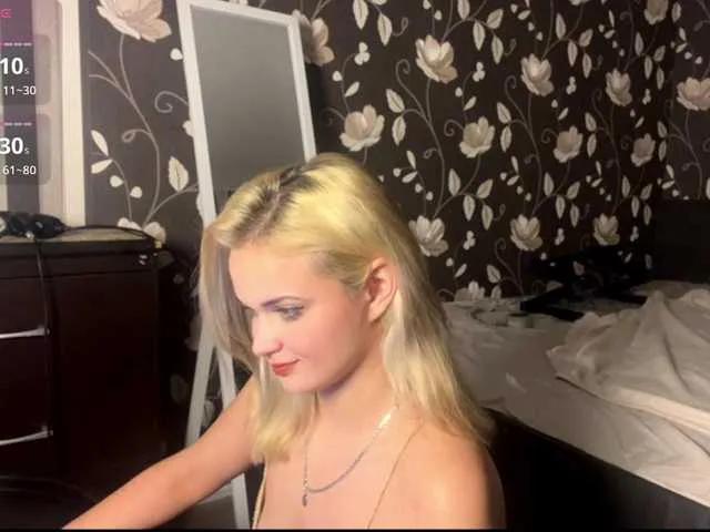 Mirabella333 on BongaCams