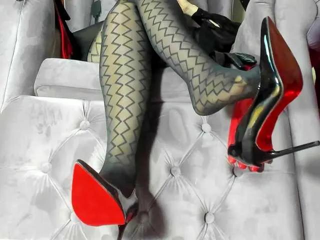 MistressLilla on BongaCams