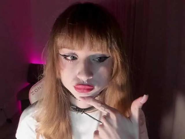 mnepohuyy on BongaCams