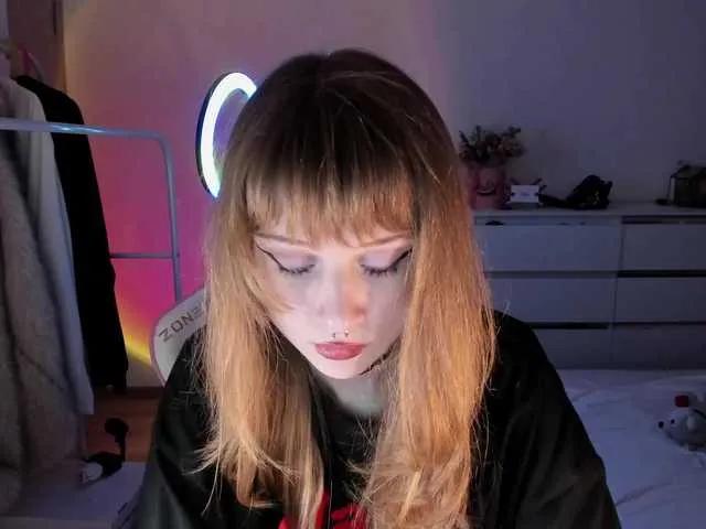 mnepohuyy on BongaCams