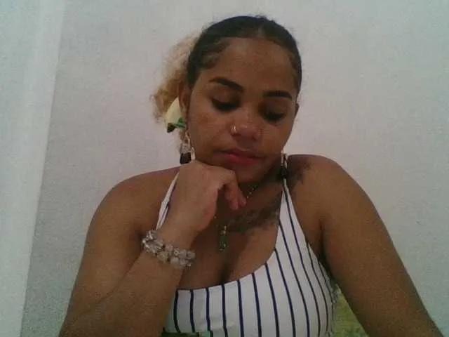 Monica1612 on BongaCams