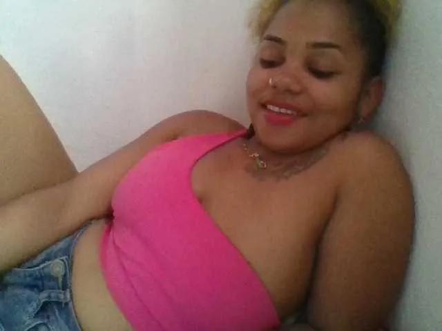 Monica1612 on BongaCams