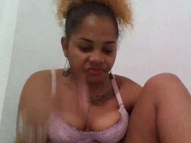 Monica1612 on BongaCams