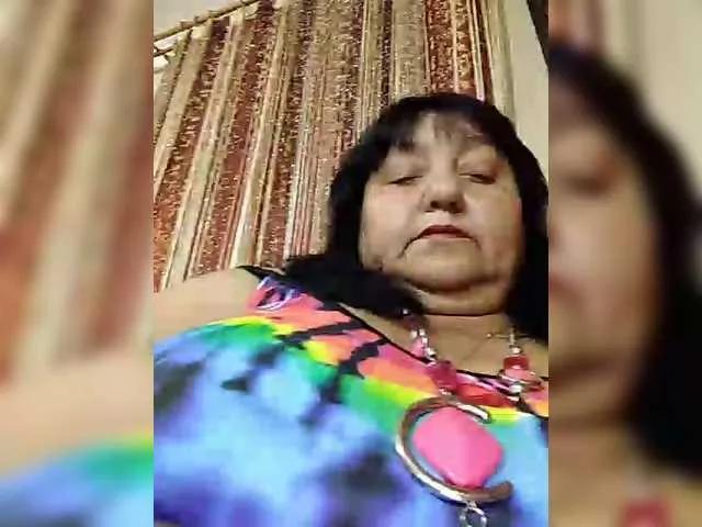 Nezsbudka on BongaCams