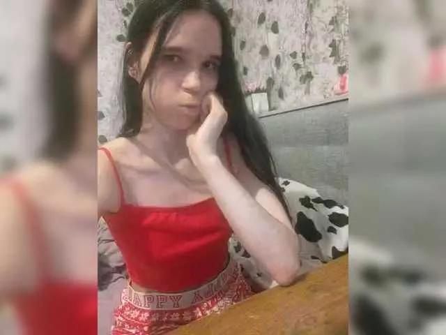 Nicole-Petit on BongaCams