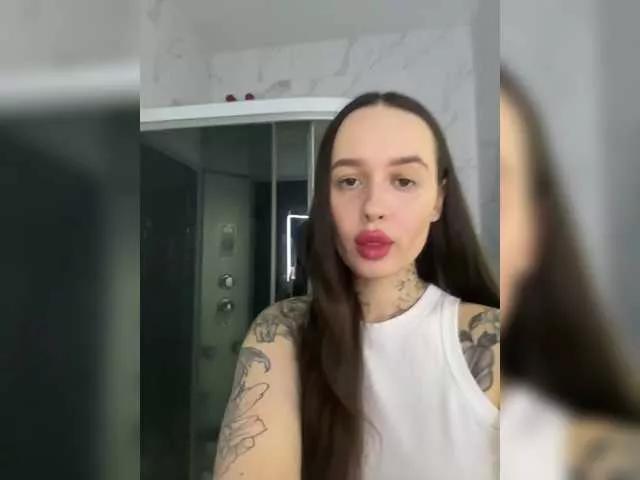 OriginalHOOLi on BongaCams
