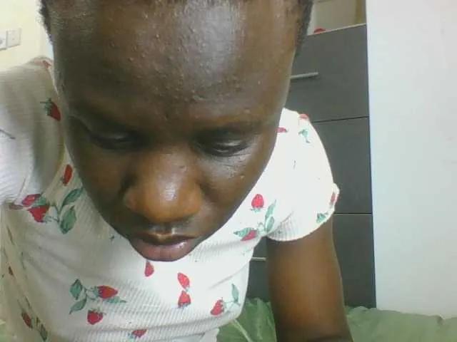 Petitegoddess on BongaCams