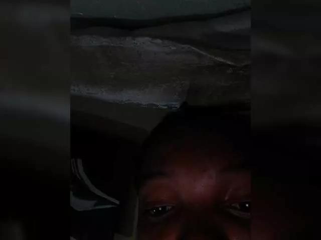 Petitegoddess on BongaCams