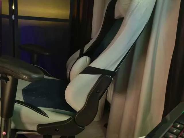 Pink-Donut on BongaCams