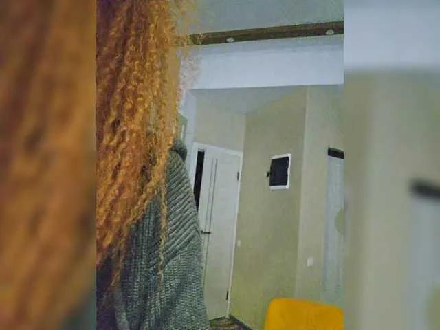 Pink-Lips on BongaCams