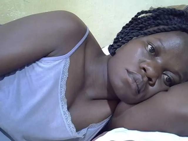 Pretty-doll on BongaCams