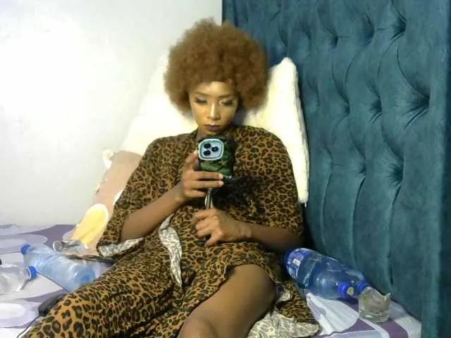 Quinbeib on BongaCams