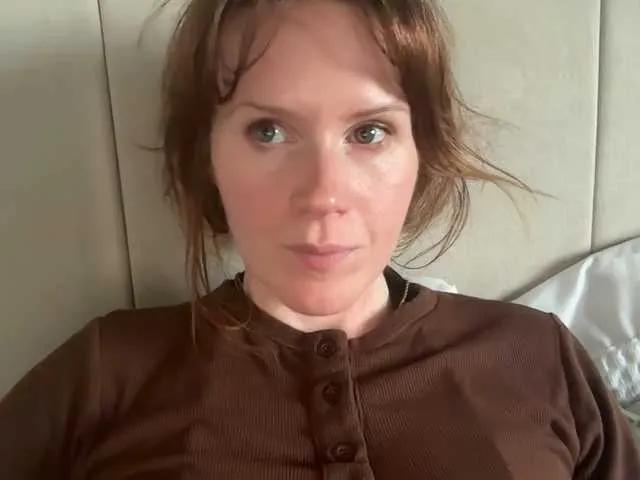 REDHEADROSIE on BongaCams