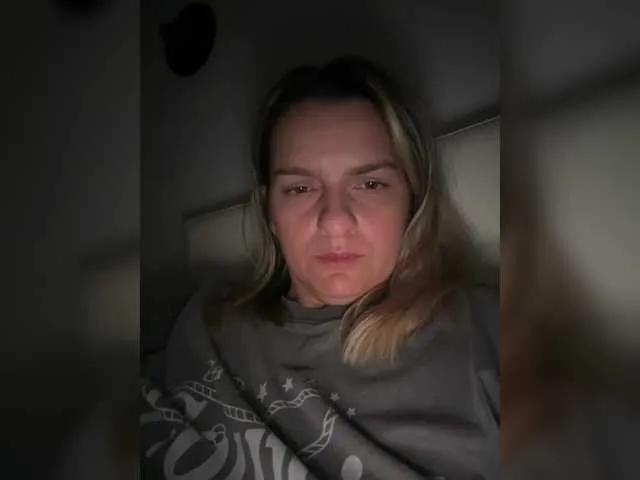 ReveMignoneX on BongaCams