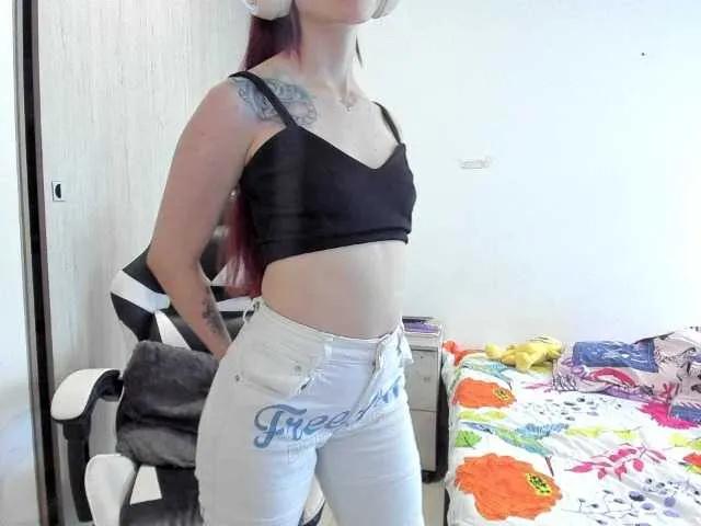 RevySadashiTrue on BongaCams