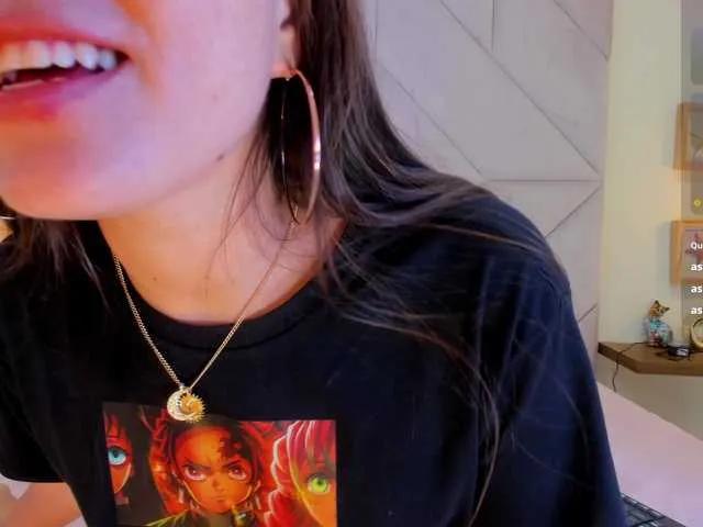 roxana-mill on BongaCams