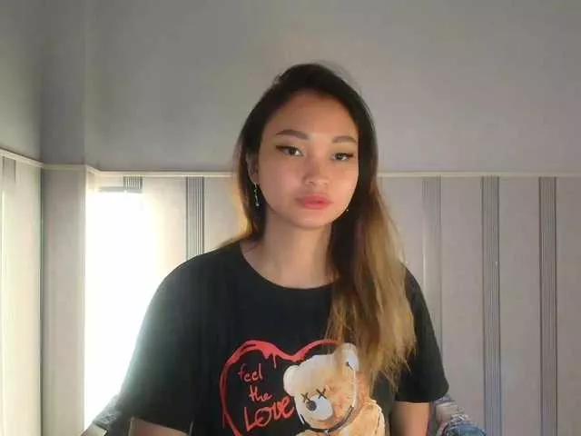 RozyBlack on BongaCams