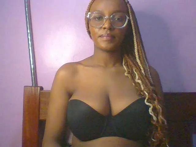 Sandra356 on BongaCams