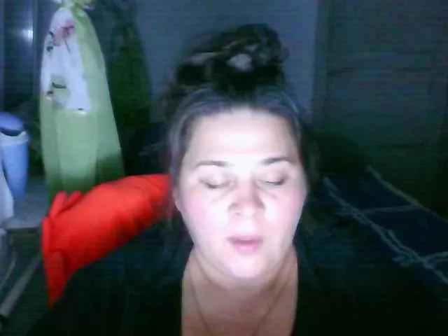 sarrarey on BongaCams