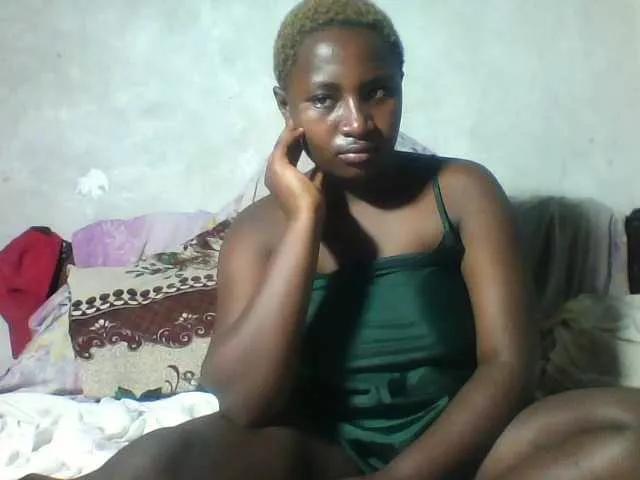 sexy-candy on BongaCams