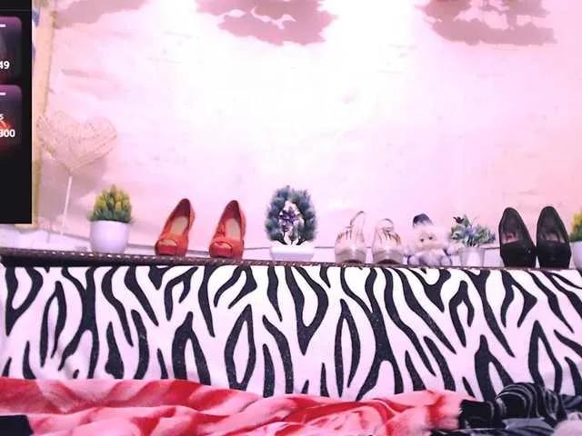 SexyAlina123 on BongaCams