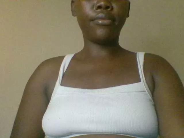 Sexybaddie on BongaCams