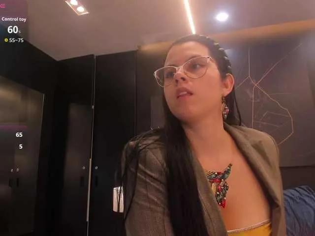 ShanellMoore on BongaCams