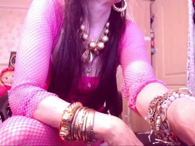 SpecialCerise on BongaCams