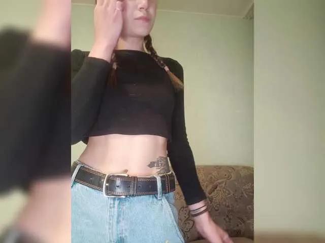 SurfinBird on BongaCams