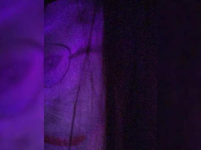 Taliswoman on BongaCams