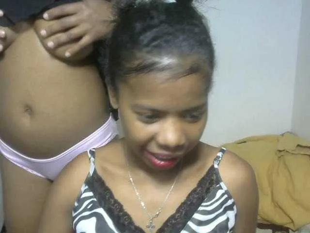 Twinsexgirl on BongaCams