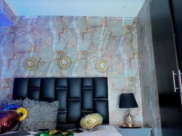 valentina-latina on BongaCams