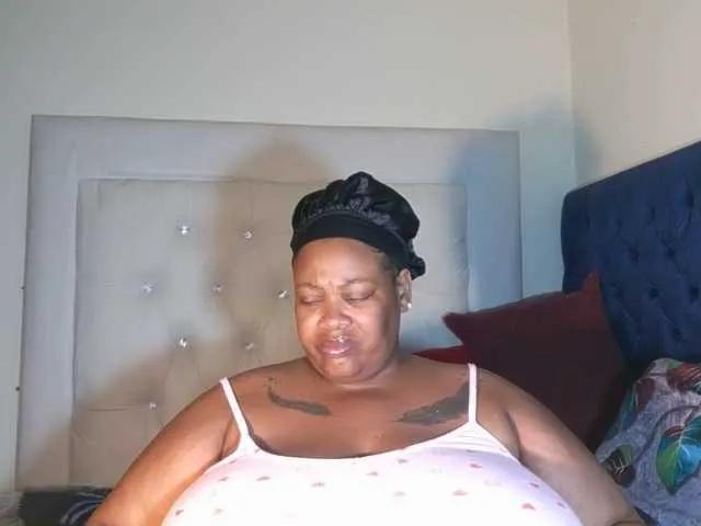 Vibecandy233 on BongaCams