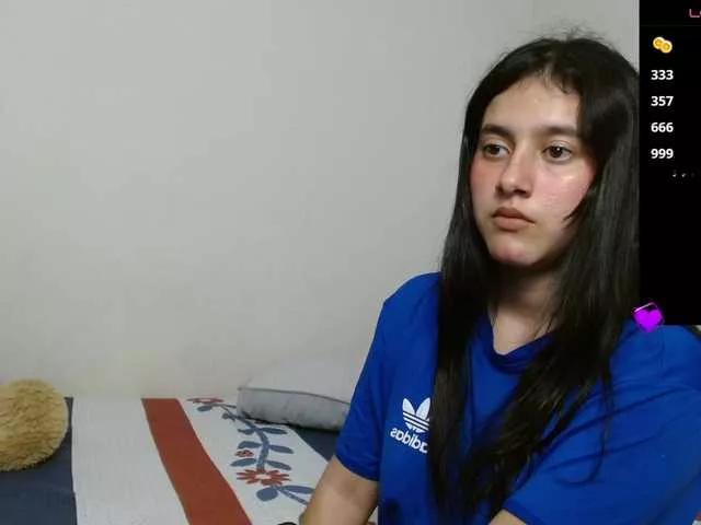 vikysexy28a on BongaCams